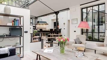 Luxury Apartment | Living area
