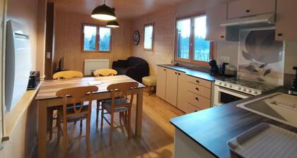 Chalet Cèdre, a little corner of paradise in the Auvergne, by the forest and the river