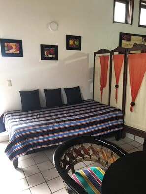 1 bedroom, WiFi, bed sheets