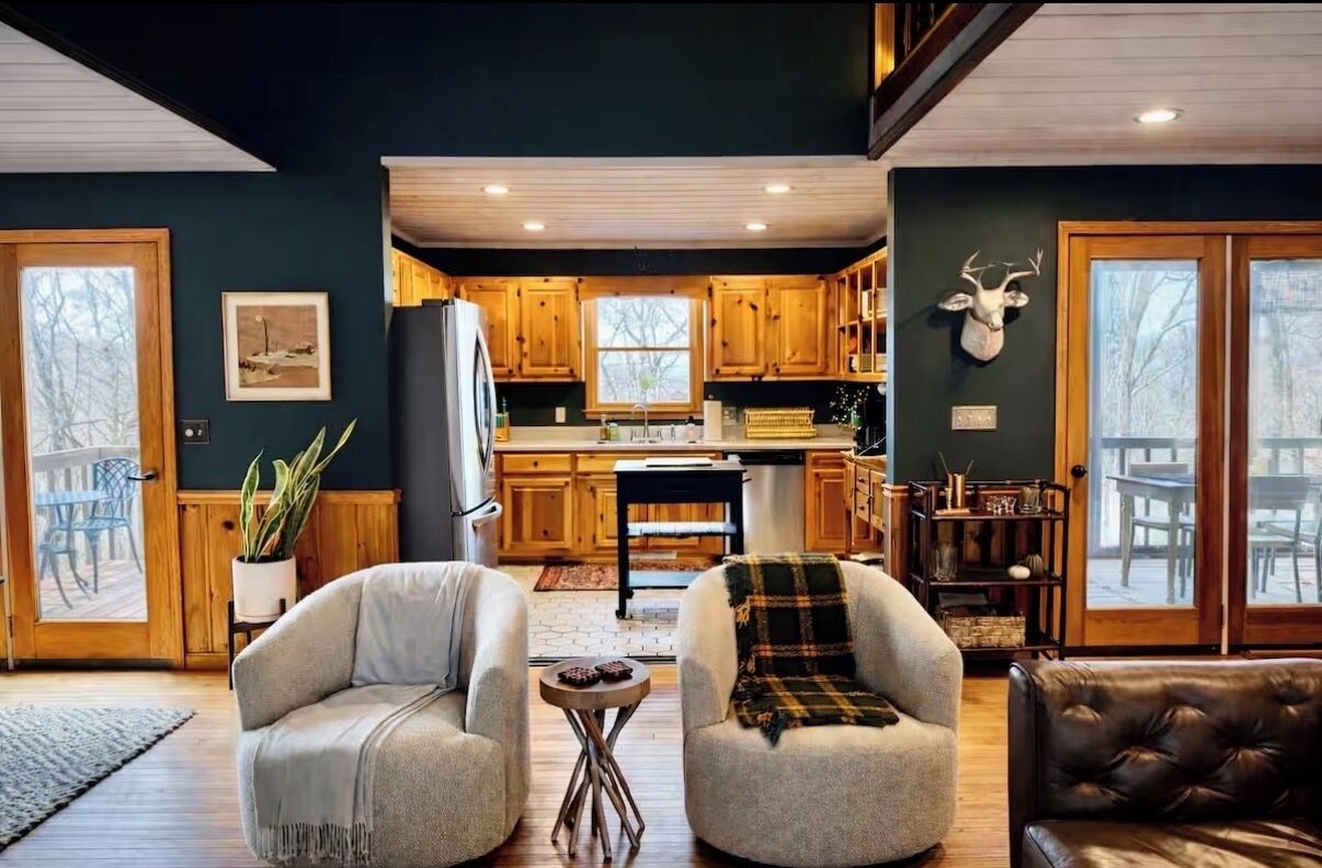 智能電視、壁爐、電子遊戲、書籍