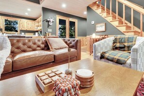 Smart TV, fireplace, video games, books