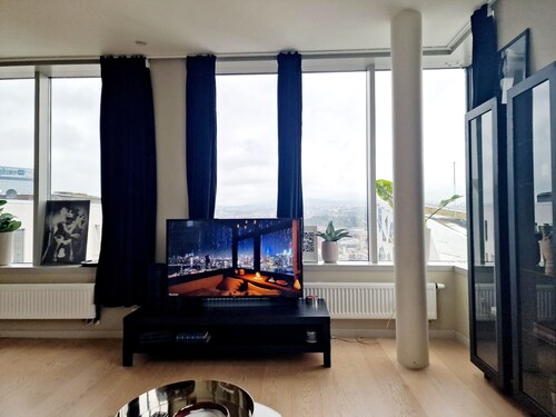Cozy 1-bedroom condo with AC and WiFi in amazing Oslo