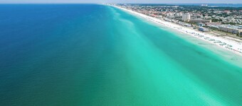 Pool - Gated Community - Private Community Beach