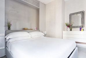 2 slaapkamers, een strijkplank/strijkijzer, reisbedje, wifi