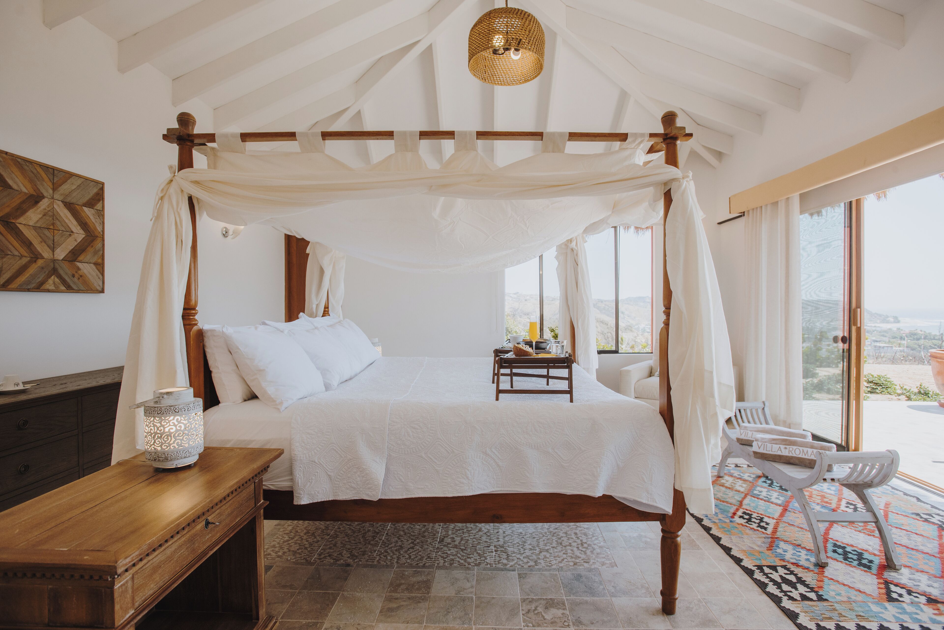 Villa familiare | Biancheria da letto di alta qualità, una cassaforte in camera