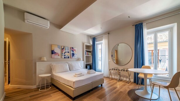 3 bedrooms, WiFi, bed sheets - Luxury Corso view-3 beds/4 en-suite baths (Roma)