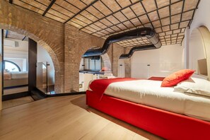 2 bedrooms, WiFi - Luxury, giant Loft next to Via Veneto (Roma)