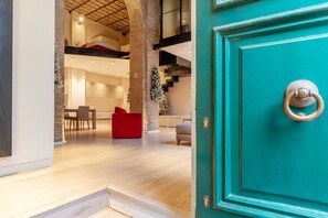 Interior - Luxury, giant Loft next to Via Veneto (Roma)