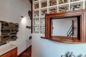 Apartment, Stadtblick | 1 Schlafzimmer, hochwertige Bettwaren, Daunenbettdecken