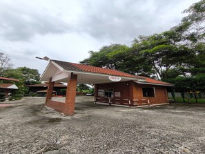 Front of property - Hotel O Awana Homestay (Nibong Tebal)