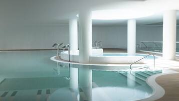 Piscine couverte