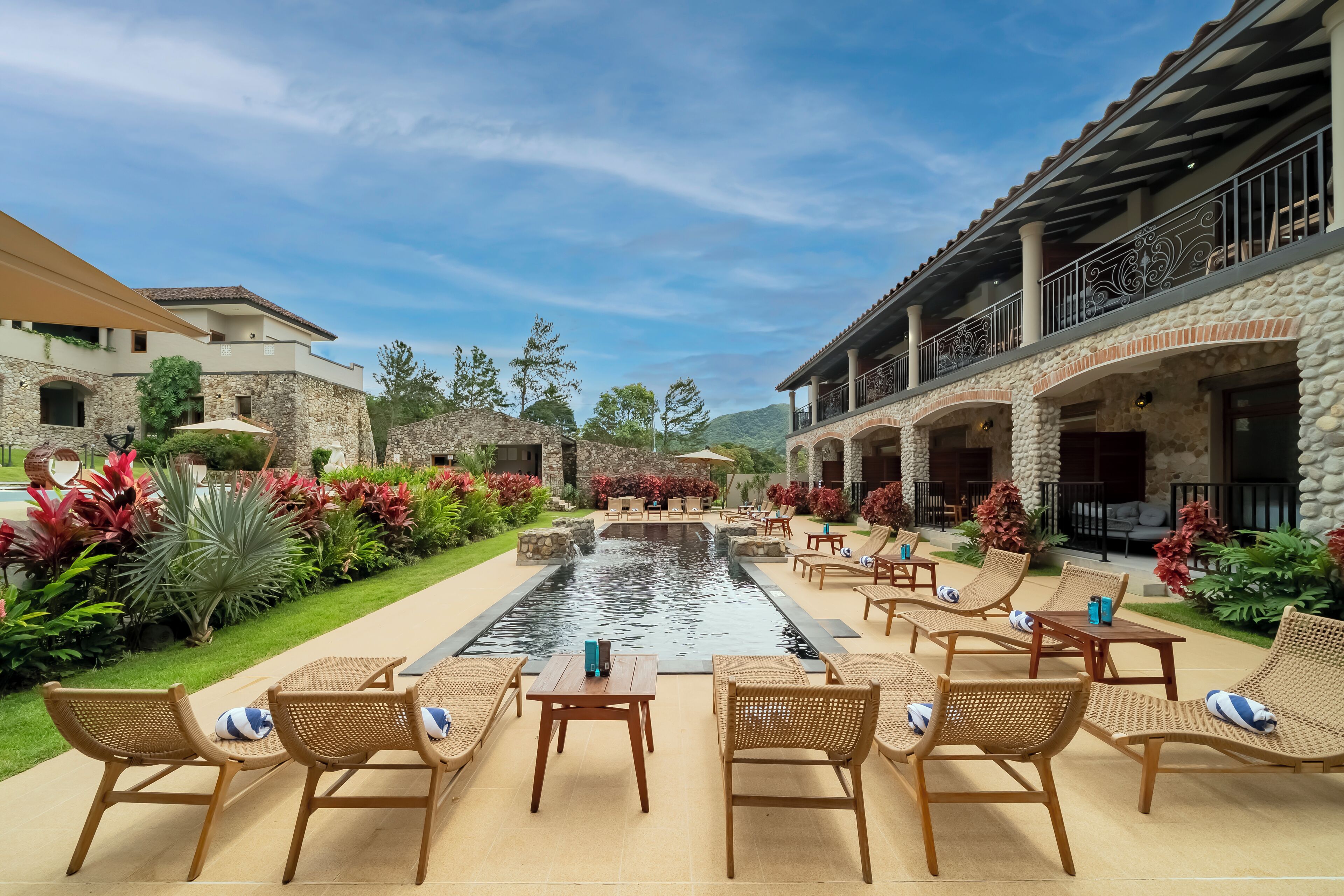 Alberca al aire libre por temporada 