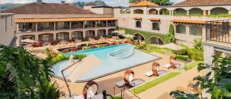 Seasonal outdoor pool