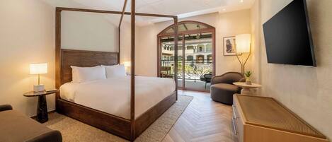 1 bedroom, Frette Italian sheets, premium bedding, down comforters