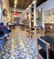 Café da manhã continental grátis todos os dias