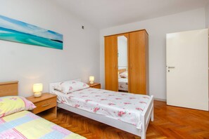 1 Schlafzimmer, Bügeleisen/Bügelbrett, kostenloses WLAN, Bettwäsche