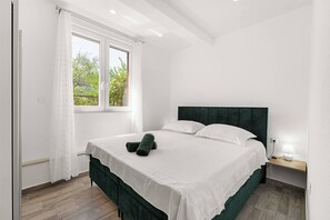 2 soverom, strykejern/-brett, wi-fi (inkludert) og sengetøy