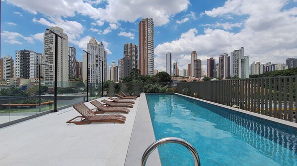 Outdoor pool - Lumen (São Paulo)