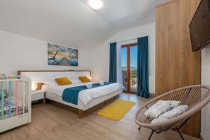 4 chambres, fer et planche à repasser, Wi-Fi gratuit, draps fournis