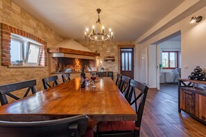 Dining - Villa Kamen ZadarVillas (Pridraga)