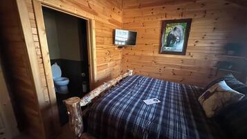 6 bedrooms, WiFi, bed sheets