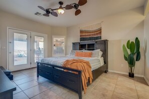 4 bedrooms, desk, iron/ironing board, travel cot