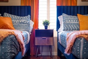 4 bedrooms, desk, iron/ironing board, travel crib