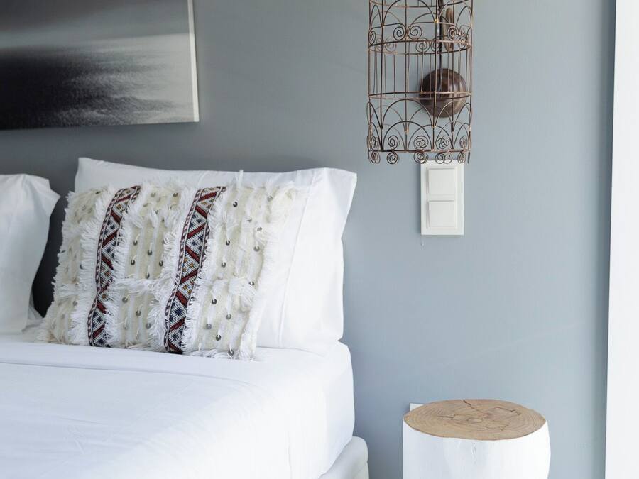 Deluxe Double or Twin Room, Non Smoking, Beach View | In-room safe, blackout drapes, iron/ironing board (on request)