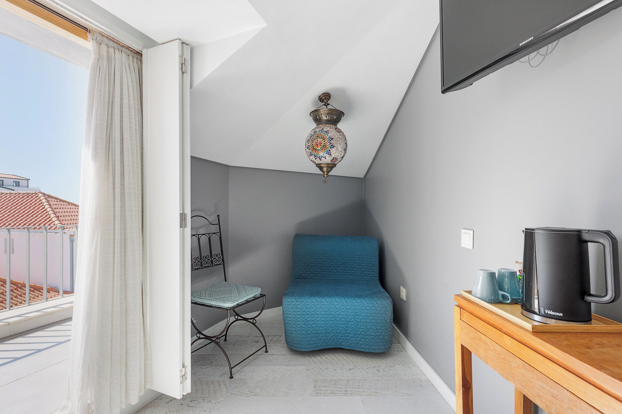 In-room safe, blackout curtains, iron/ironing board (on request)