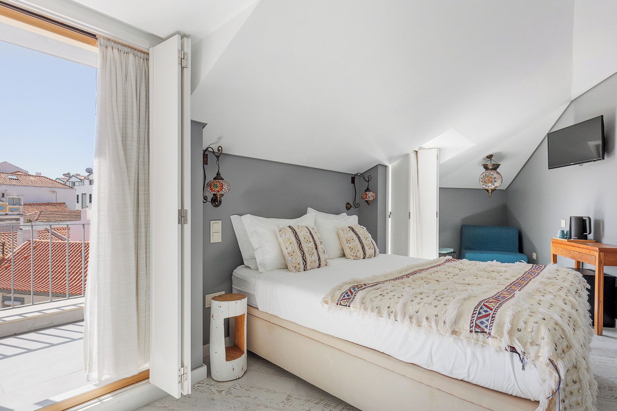 Panoramic Quadruple Room, Beach View | In-room safe, blackout curtains, iron/ironing board (on request)