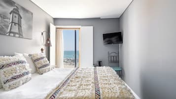 Superior Double or Twin Room, Non Smoking, Beach View | In-room safe, blackout curtains, iron/ironing board (on request)