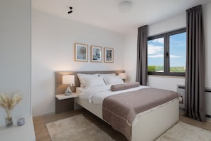 6 chambres, fer et planche à repasser, Wi-Fi gratuit, draps fournis