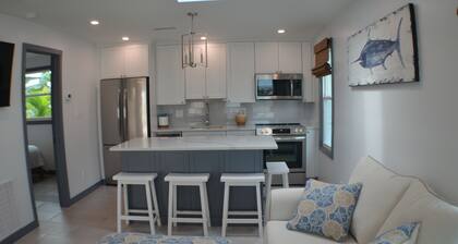 Cottage-by-the-Sea - cozy retreat just steps from the sand!