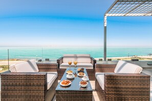 Property grounds - Aphrodite beachfront villa - on the Waves (Kato Gouves)