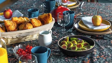 Desayuno continental incluido todos los días