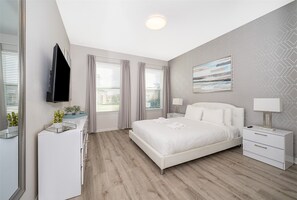 7 bedrooms, in-room safe, desk, iron/ironing board