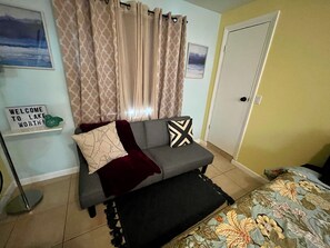 1 soverom, strykejern/-brett, wi-fi og sengetøy