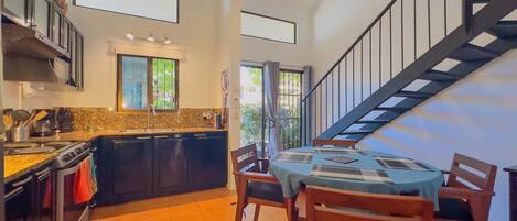 Fridge, microwave, oven, coffee/tea maker