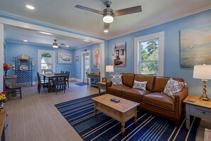 Smart TV - Former Lighthouse Keeper's Home - Southwest Harbor Village. Highspeed Wi-Fi & AC (Southwest Harbor)