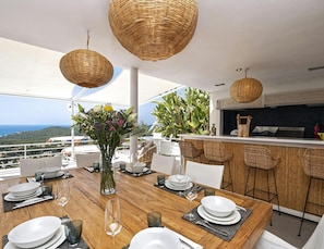 House | Dining - Superb Villa With Private Pool (Sant Josep de sa Talaia)