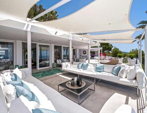House | Balcony - Superb Villa With Private Pool (Sant Josep de sa Talaia)