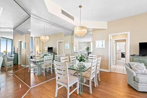 Condo, Multiple Beds (Surfside Resort #1508) | Dining