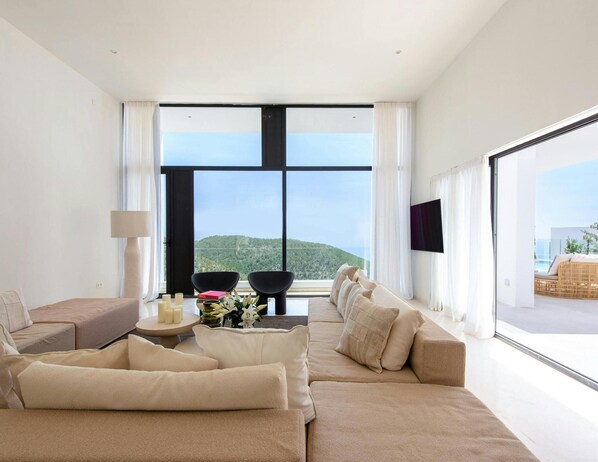 Villa | Living room - Modern Villa in Santa Eulalia (Santa Eulalia del Rio)