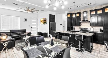 Charming 3-bedroom house in fantastic El Paso with AC, WiFi