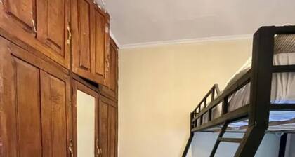 Bomani House - Basic Triple Room with Shared Bathroom