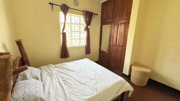 1 bedroom, iron/ironing board, WiFi