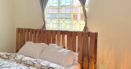 Bomani House - Master bed room