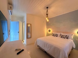 Deluxe Room, Lanai, Pool View | 1 bedroom, free WiFi