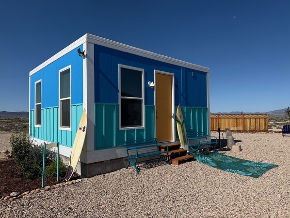 Exterior - Charming Desert Beach House Tiny home, with AC, WiFi, game room/fitness room. (Beryl)