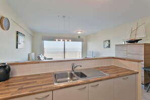 Apartment | Private kitchen - Apartment in Blankenberge Near Centre (Blankenberge)